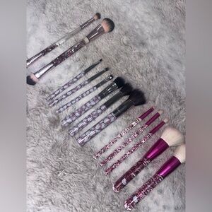 💕Limited Edition Sanrio / Hello Kitty / My Melody / Kuromi Makeup Brush Set💕